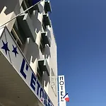 Готель De L'etoile 3*