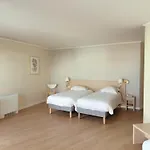 De L'etoile 앙티브