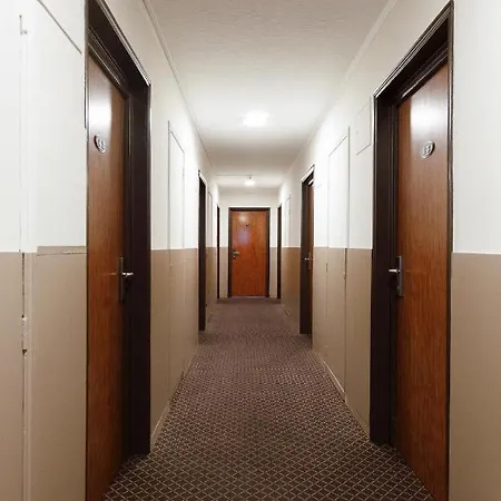 De L'etoile Hotel