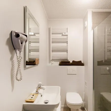 De L'etoile 3* 앙티브