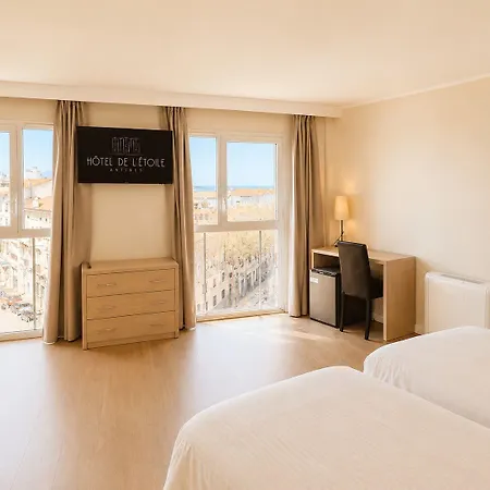 Hotel De L'etoile 3*