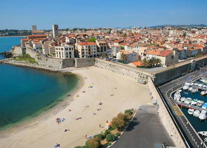 فندق De L'etoile